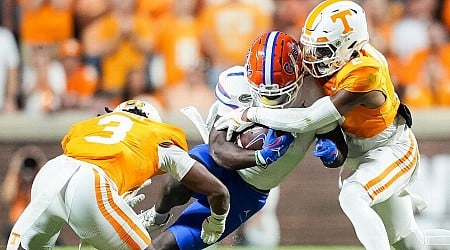 Tennessee's aggressive defense carrying load for uneven offense