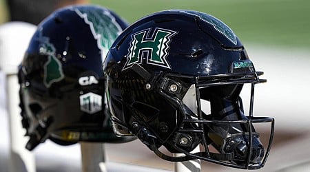 Hawaii pushes Mountain West over minimum threshold for FBS conference status as school becomes full member