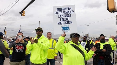 U.S. Dockworkers Go on Strike Over Robots and Wages