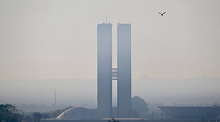 Brazilians choke as fire smoke blankets 80% of country