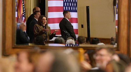 Présidentielle américaine : le geste de Kamala Harris, les discours antimigrants de Donald Trump... Ce qu’il ne fallait pas rater