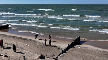 Illinois city plans to source its future drinking water from Lake Michigan