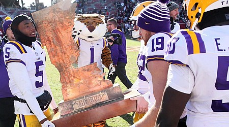 LSU vs. Arkansas prediction, pick, spread, football game odds, where to watch, TV channel, live stream