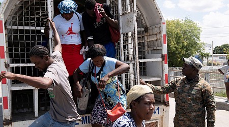 Dominican Republic says will expel up to 10,000 Haitian migrants a week