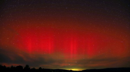 Mira las fotos de la increíble aurora boreal que se ha visto esta noche en España: ¿habrá más?