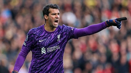 Transfer Talk: Bayen Munich eye Alisson as Neuer's successor