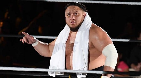 Photo: AEW's Kenny Omega Reacts to Samoa Joe in New 'Like a Dragon' Video Game