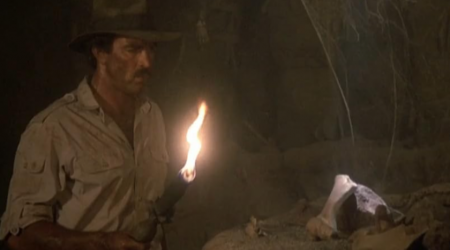 Muy pocos lo saben, pero Tom Selleck sí llegó a interpretar a Indiana Jones. Bueno, más o menos