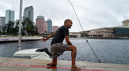 'Lieutenant Dan,' who gained fame riding out hurricanes on boat, is arrested in Florida