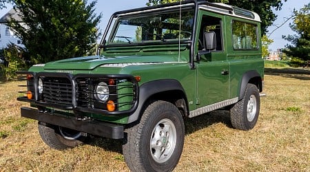 1997 Land Rover Defender 90 NAS