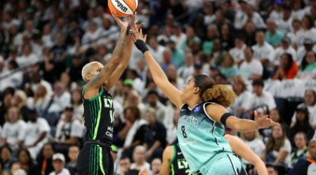 Despite Jonquel Jones’ Finals MVP Win, Nyara Sabally Wins Honorary Shoutout From NY Liberty Fans After Clutch Game