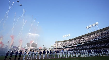 Asking price above $1,300 for World Series resale tickets