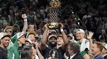 NBA champion Celtics prepare for banner night and opener against rival New York Knicks