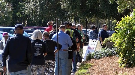 First day of early voting brings out thousands of Charleston County voters