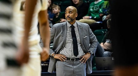 South Florida men's basketball coach Amir Abdur-Rahim dies