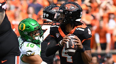 As the Uiagaleleis Turn: Meet Matayo, DJ's younger brother and Oregon's newest pass-rushing star