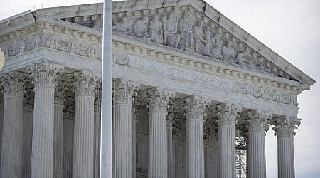 Supreme Court lets stand a decision barring emergency abortions that violate Texas ban