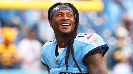 DeAndre Hopkins: Star wide receiver being traded from Tennessee Titans to Kansas City Chiefs, per reports