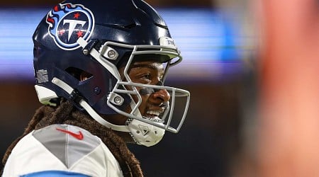 DeAndre Hopkins Reacts to NFL Trade Rumors: 'I Love Where I Am' with Titans