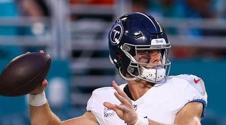 Titans' Will Levis Exits vs. Dolphins with Shoulder Injury; Replaced by Mason Rudolph