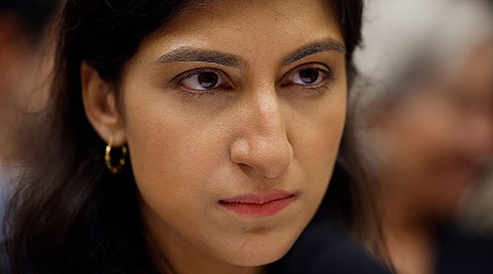 As FTC Chair Lina Khan’s Term Expires, Democrats Are Torn Between Donors and Their Base