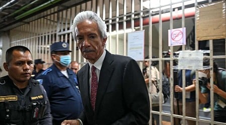 Ordenan arresto domiciliario en segundo caso contra el periodista José Rubén Zamora en Guatemala