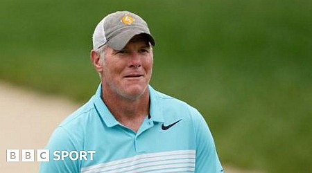 NFL great Favre reveals Parkinson's diagnosis