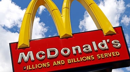 US fast-food chains pull onions after McDonald’s E coli outbreak