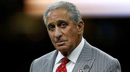 Arthur Blank joins 'Business Leaders for Harris' as his former business partner funnels money to Trump