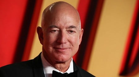 The Washington Post is in deep turmoil as Bezos remains silent on non-endorsement