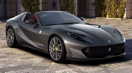 oban un Ferrari 812 GTS de 500.000 euros, el ladrón se da a la fuga pero se deja el iPhone dentro