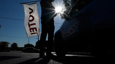 Texas man out on bond after allegedly hitting poll worker