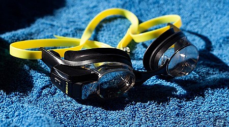 Form's Smart Swim 2 goggles will be available to buy at select Apple Stores soon