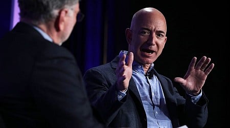 The Bezos-Washington Post crisis is getting worse