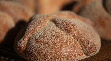 Care for a sweet treat during Mexico's Day of the Dead? Have a bite of 'pan de muerto'