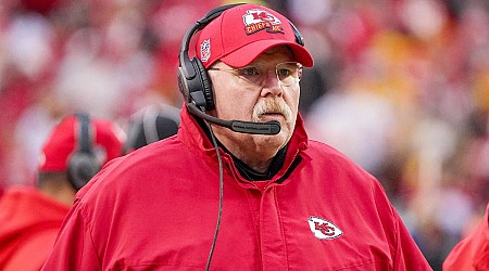 Chiefs owner Clark Hunt hints at Andy Reid's future as coach: No 'interest in retiring anytime soon'