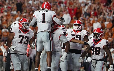 UGA weathers bizarre call to topple No. 1 Texas