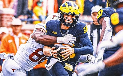 Michigan reportedly going back to Davis Warren as starting QB