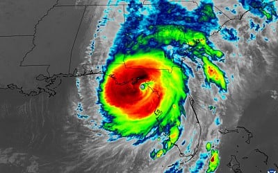 NASA Captures Stunning Images of Gravity Waves From Hurricane Helene’s Fury