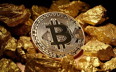 Bitcoin is better than gold — even as gold hits record highs. Here's why