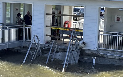 Georgia authorities investigate a deadly dock gangway collapse on a historic island