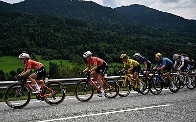 Tour de France Femmes 2025 : de la Bretagne aux Alpes, la course traversera la France d’Ouest en Est