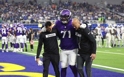 Vikings' Christian Darrisaw Suffered Torn ACL, MCL After Injury in Loss vs. Rams