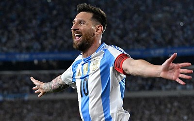 Paraguay vs. Argentina lineups, live stream: Where to watch Lionel Messi, odds, prediction, pick