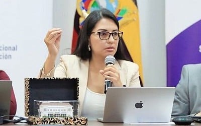 Daniel Noboa designa a Sariha Moya como vicepresidenta encargada en reemplazo de Verónica Abad que fue sancionada