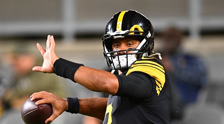 Steelers' Tomlin 'Not Surprised' by Russell Wilson's Success After Win vs. Giants