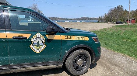 2 relatives found dead in Vermont home