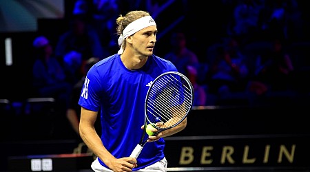 Zverev springt zu später Stunde in die dritte Runde