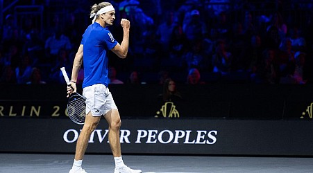 Tennis-Masters: Tennisprofi Zverev siegt mit Lungenproblemen in Shanghai