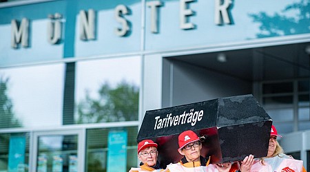 Arbeitsbedingungen: Führende Ökonomen fordern von der EU mehr Tariftreue